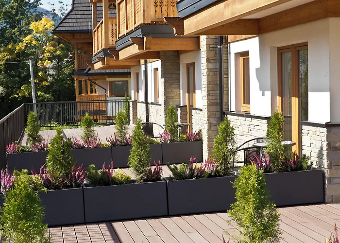 Royal Hill Residence